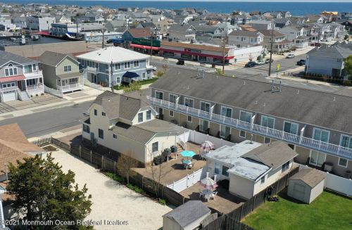 100 Vance Ave, Lavallette NJ 08735-2239 exterior