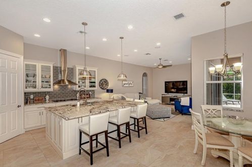 21303 Fls Rdg Way, Boca Raton FL 33428-4870 exterior