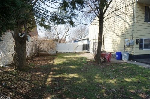 1636 Lawrence St, Rahway NJ 07065-5145 exterior