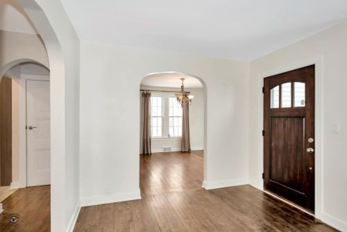 1301 Degener Ave, Elmhurst, IL 60126-5403