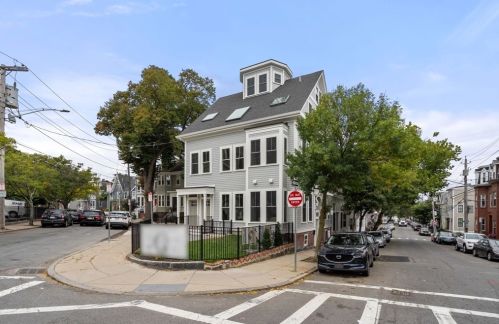 75 G St, Boston MA  exterior