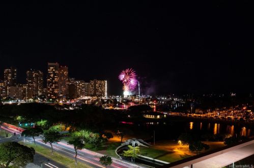 1388 Ala Moana Blvd, Honolulu HI  96814 exterior