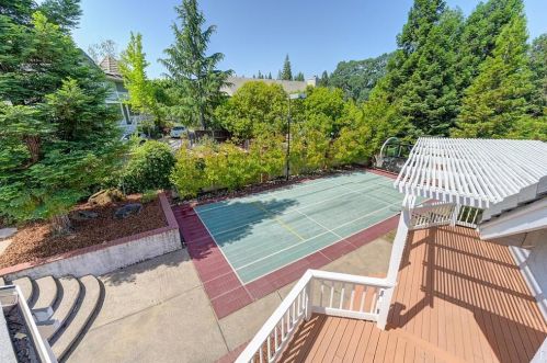 2327 Hartford Ct, Folsom CA 95762-5931 exterior