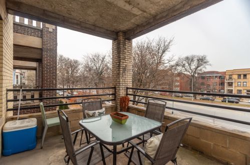 3529 King Dr, Chicago IL 60653-1109 exterior