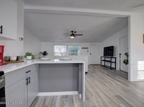 15259 Lago Del Oro Pkwy, Tucson AZ 85739-9621 exterior