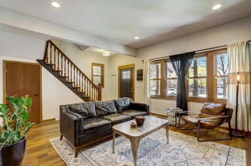 2228 2nd St, Milwaukee, WI 53212-3226