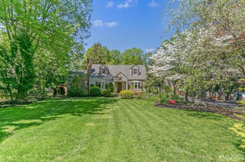 98 Union Ave, Edison, NJ 08820-3506