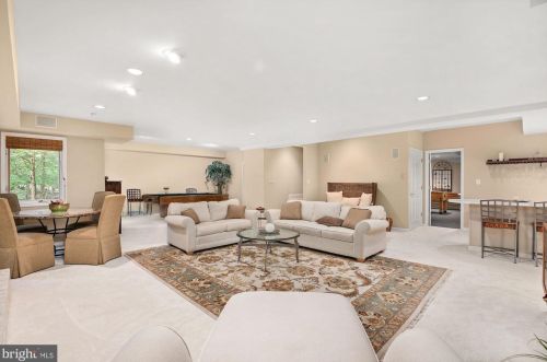 9821 Avenel Farm Dr, Rockville MD  20854-5414 exterior