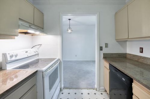 6997 Flagstone Dr, Austell GA 30168-6846 exterior