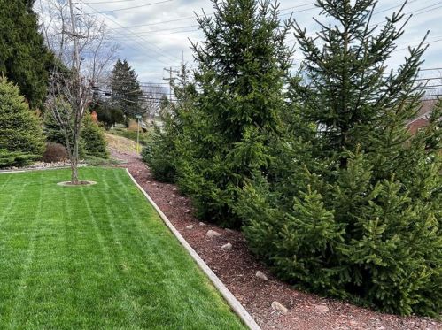 1477 Prospect Rd, Pittsburgh PA 15227-3733 exterior