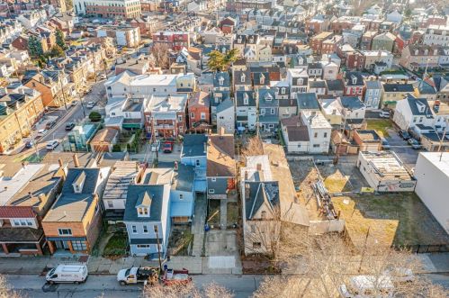 4624 Penn Ave, Pittsburgh, PA 15224-1315