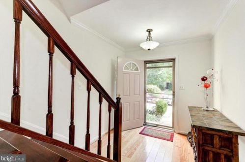 7550 Heatherton Ln, Rockville MD  20854-3221 exterior