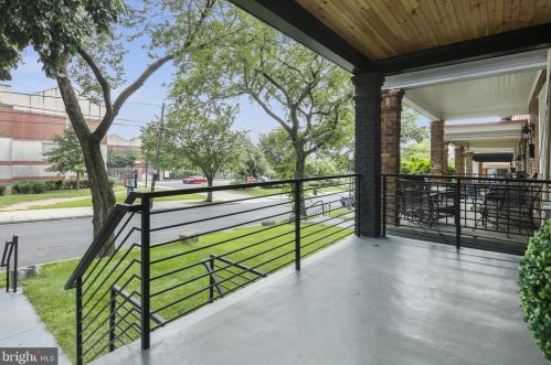 407 Decatur St, Washington DC  20011-4744 exterior