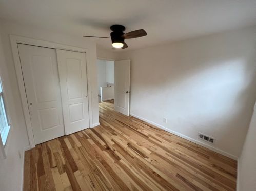 3131 Glendale Ave, Pittsburgh PA  15227-2828 exterior