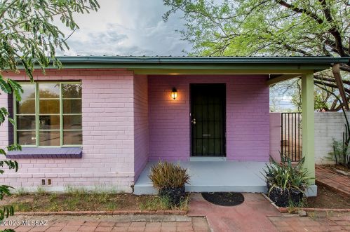 2805 Lester St, Tucson AZ 85705-8928 exterior