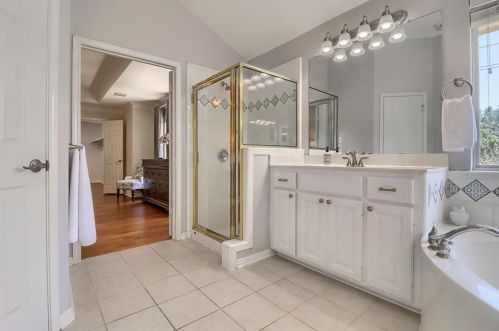 4948 China Gdn Dr, Austin TX 78730-3576 exterior