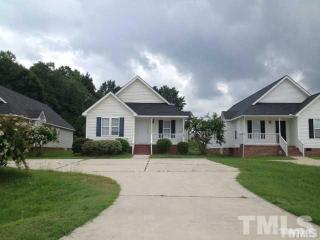 42 Linsey Ct, Lillington, NC 27546-9700