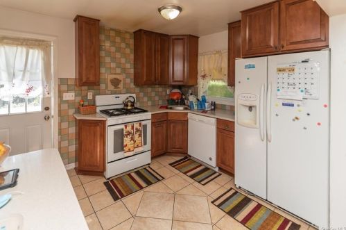 19 Briarwood Dr, Poughkeepsie NY 12601-5529 exterior