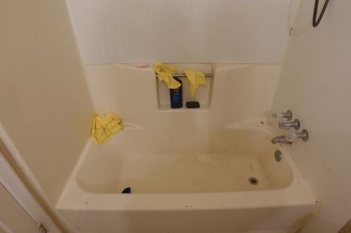 6676 Chupp Rd, Lithonia GA 30058-7652 exterior