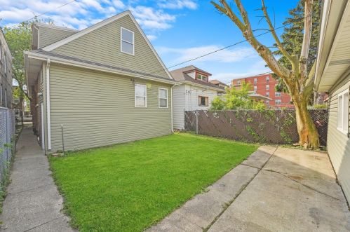 6230 Talman Ave, Chicago IL 60659-4009 exterior