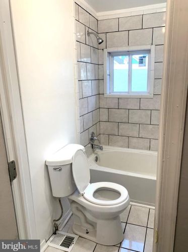 711 Forrest Ave, Media PA 19063-4104 exterior