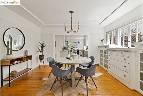 1614 Capistrano Ave, Berkeley CA 94707-1803 exterior