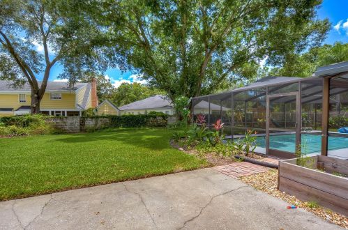 4219 Cartnal Ave, Tampa FL  33618-8600 exterior