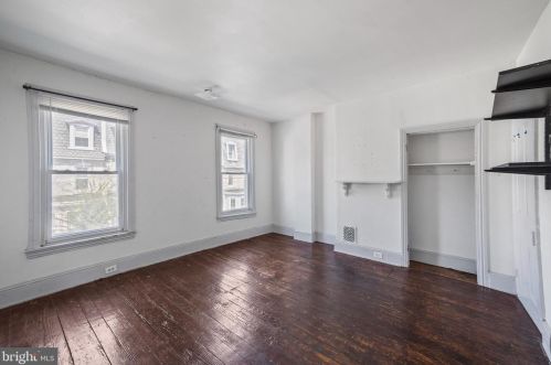 2348 Catharine St, Philadelphia PA 19146-2403 exterior