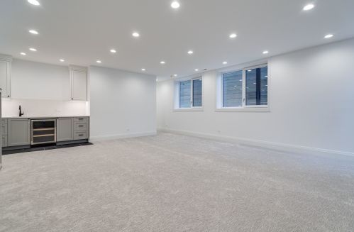 2608 Winona St, Chicago IL 60625-2506 exterior