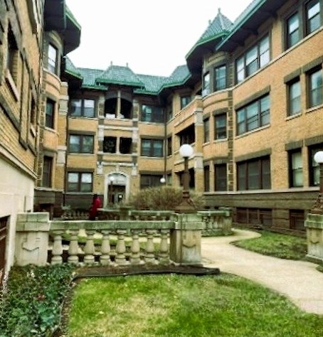 5101 Ingleside Ave, Chicago IL  60615-4851 exterior