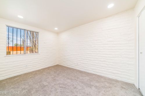 4122 Azalea St, Tucson AZ 85741-1031 exterior