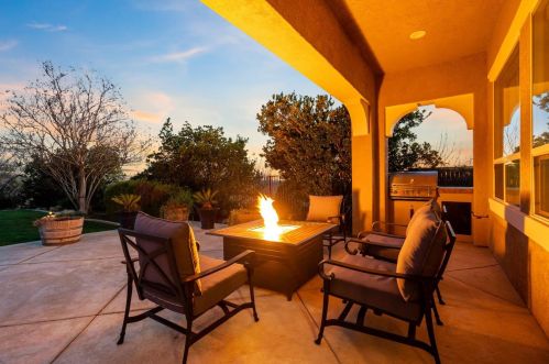 1403 Souza Dr, Folsom CA 95762-7559 exterior