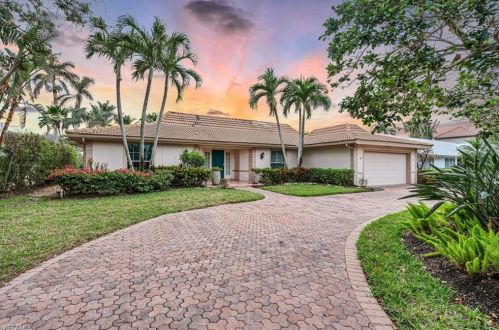 530 Turtle Hatch Rd, Naples FL 34103-8541 exterior