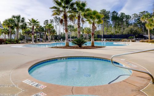 3 Meadowlawn Ln, Bluffton SC 29910-9538 exterior