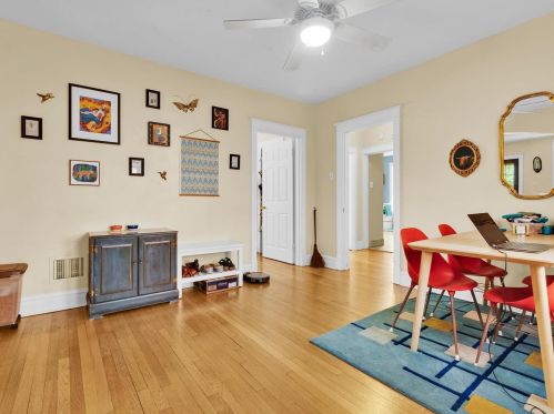 5821 Goener Ave, Saint Louis MO 63116-2234 exterior