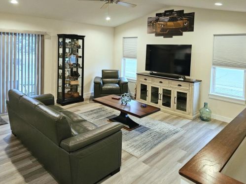 509 Bogda Dr, Horicon WI 53032-1592 exterior