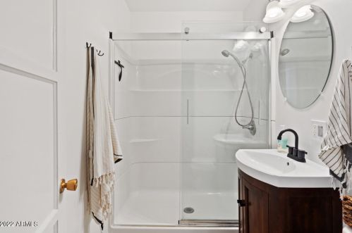 2941 16 Dr, Phoenix AZ 85015-1429 exterior