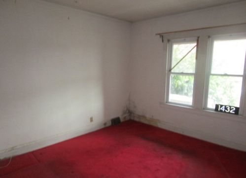 1432 10 Ave, Broadview IL 60153-1900 exterior