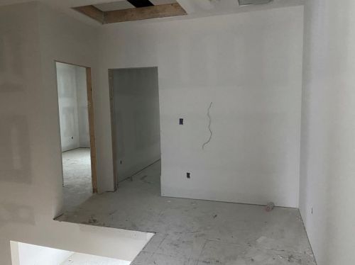 25 Forest Dr, Huntsville TX 77340-5676 exterior