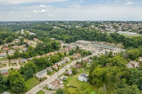 2249 Mcmonagle Ave, Pittsburgh PA 15220-2508 exterior