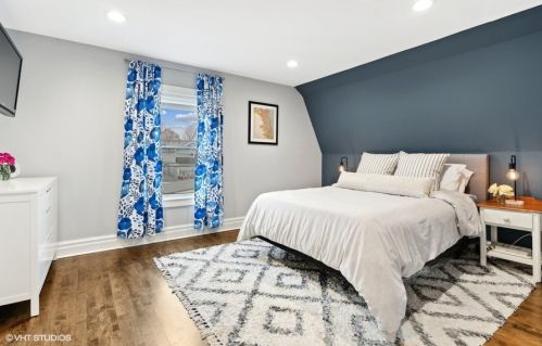 4705 Berteau Ave, Chicago IL  60641-1806 exterior