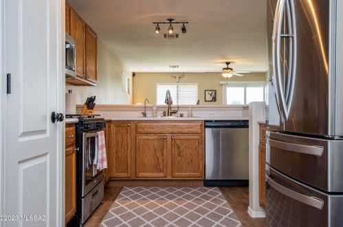 3021 Imagination Dr, Tucson AZ  85730-1271 exterior