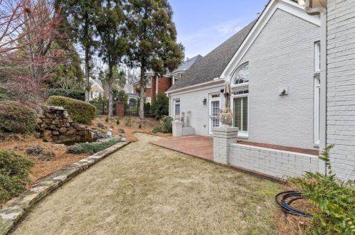 1236 Bluffhaven Way, Atlanta GA 30319-4822 exterior