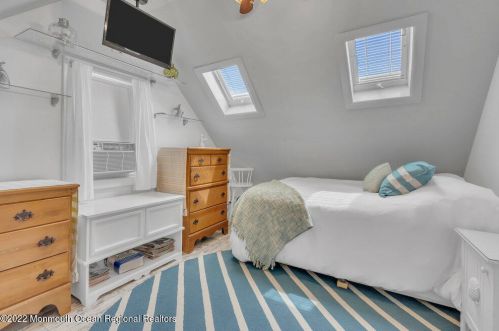 322 Ave, Belmar NJ 07719-2518 exterior