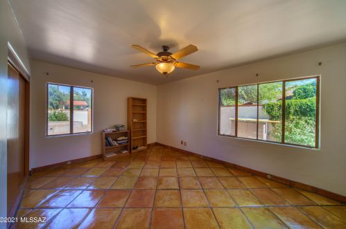 4002 Calle De Jardin, Tucson AZ 85711-3411 exterior