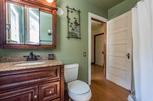 12813 Pacific Ave, Waukegan IL 60085-1830 exterior