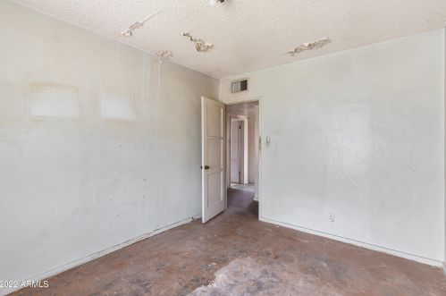 2930 17 Ave, Phoenix AZ exterior