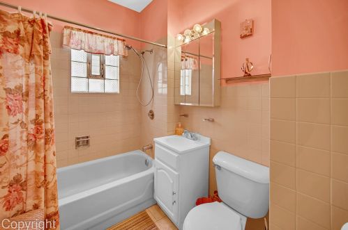 5029 Eddy St, Chicago IL 60641-3550 exterior