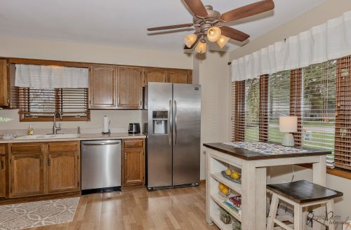 2041 Alta Vis Dr, Waukegan IL 60087-4058 exterior