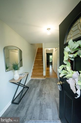 10949 Amherst Ave, Silver Spring, MD 20902-4319